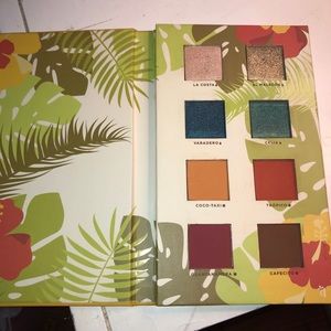 reina del caribe eyeshadow palette vol. 1